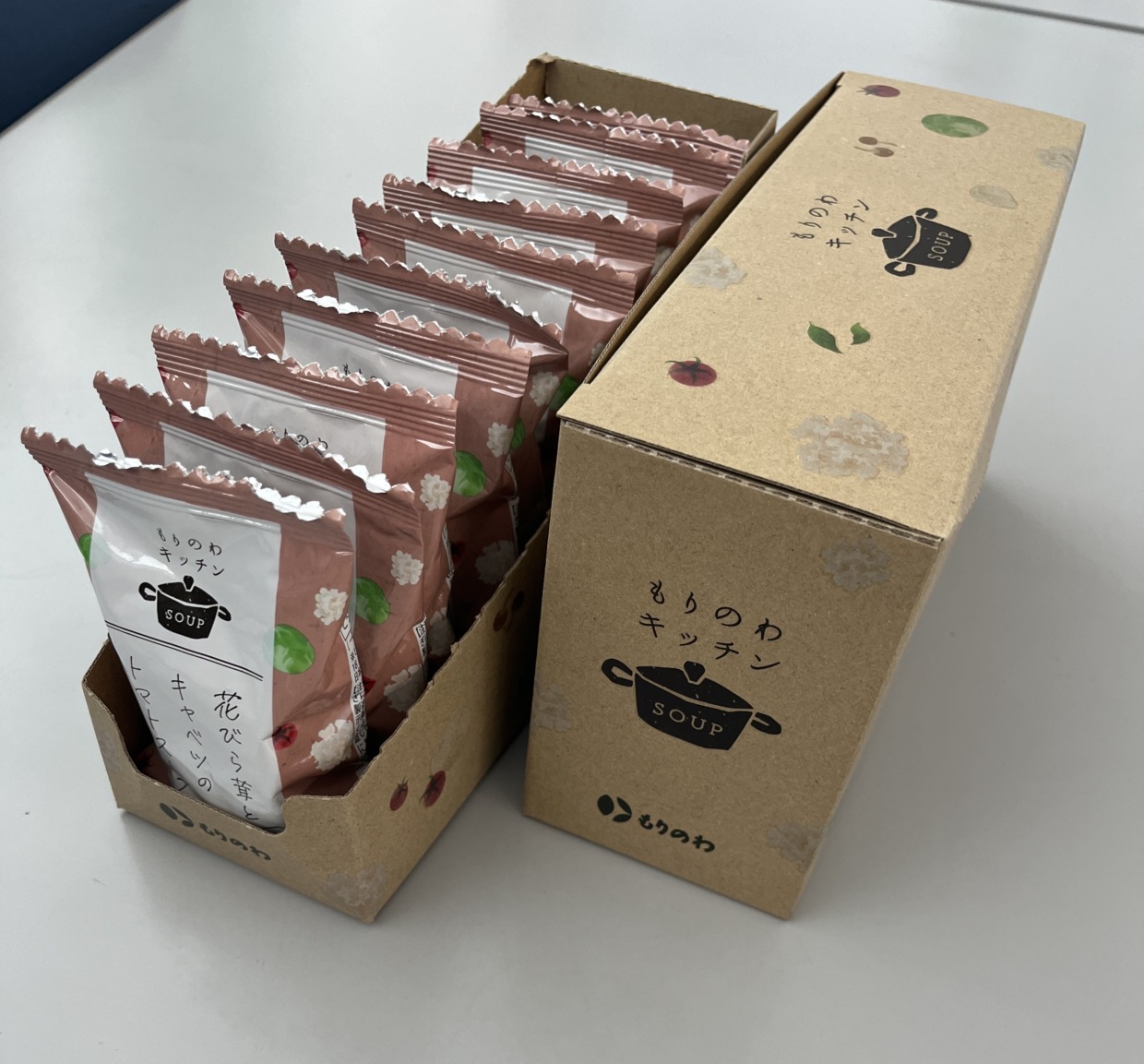 花びら茸とキャベツのトマトスープ　10食入り／株式会社森の環
