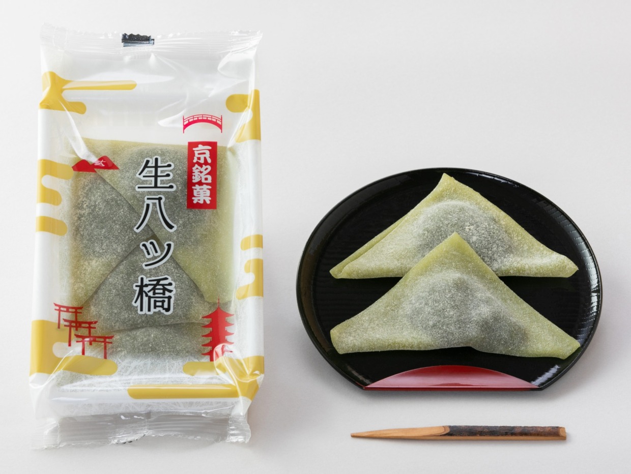 つぶ餡入り生八ツ橋 抹茶　4個入り／株式会社東山八ツ橋本舗