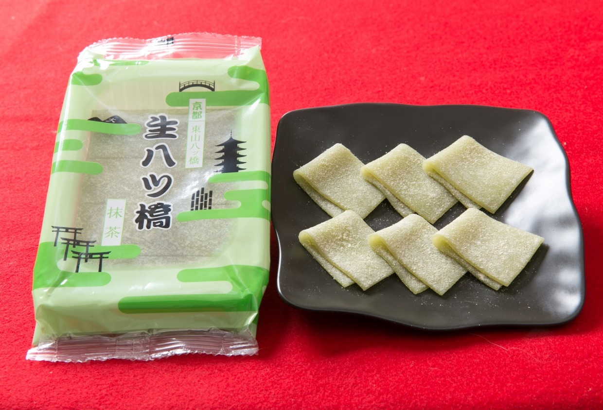 生八ツ橋 抹茶　4切れ×6枚／株式会社東山八ツ橋本舗